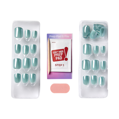 Contents of the imPRESS press on nail kit in &quot;After Hours&