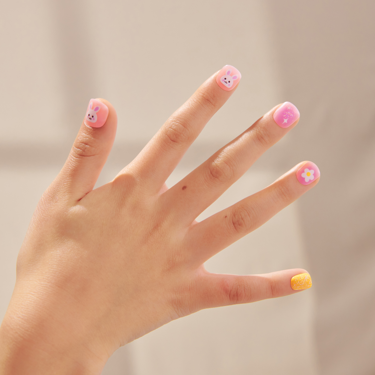 imPRESS Mini Easter Press-On Nails for Kids - Bun Bun