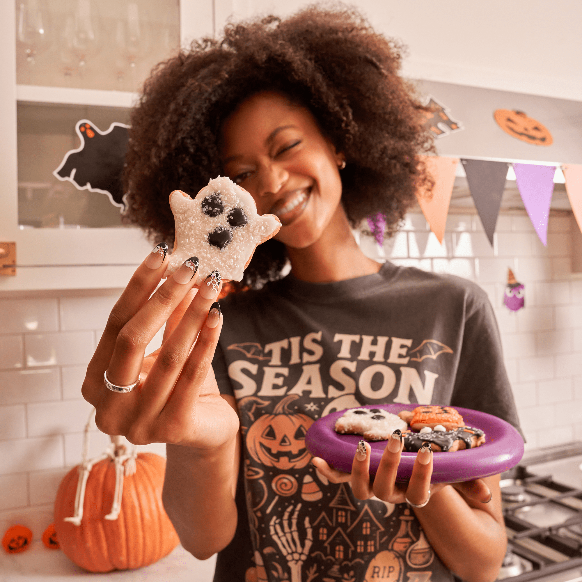 Impress Design Halloween No Glue Fake Press On Nails - Boo Proof | French Design, Black, Medium, Almond, Glow In The Dark, Manicure