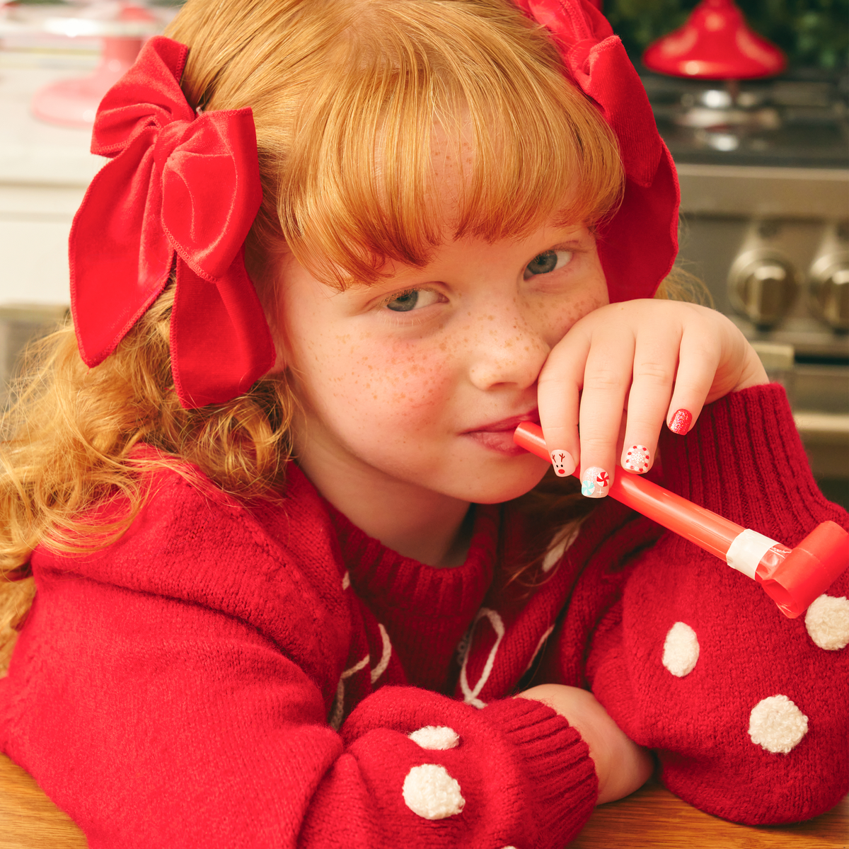 Impress Kids Holiday No Glue Fake Press On Nails - Little Elf | Design, Multicolor, Kids, Squoval, Manicure