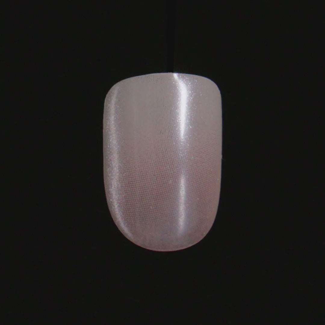 colorFX by Impress No Glue Fake Press On Nails - Connection | Solid, White, Short, Squoval, Manicure